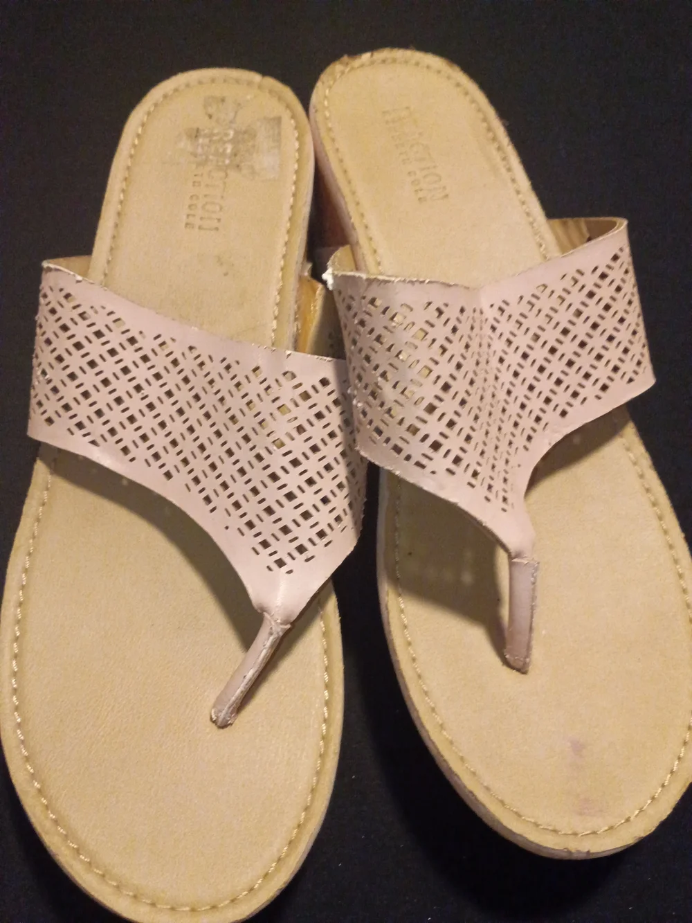 Wedge Thong Sandals in Light Pink - Comfortable Summer Style
